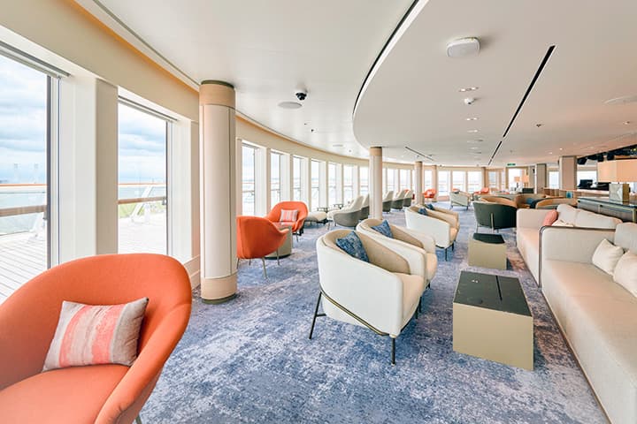 Vista Lounge aboard ASUKA III